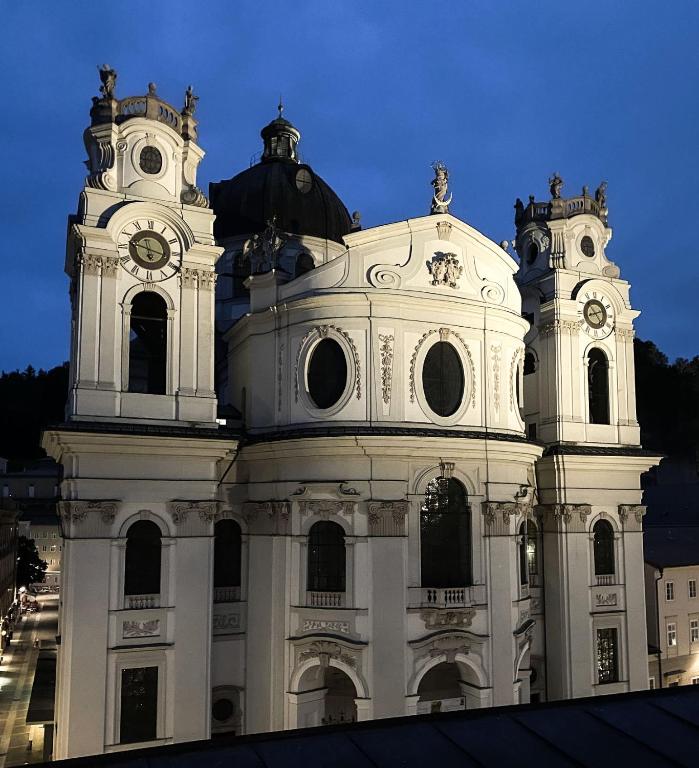Salzburg-Altstadt-Apartement, житло біля вокзалу Salzburg Hauptbahnhof