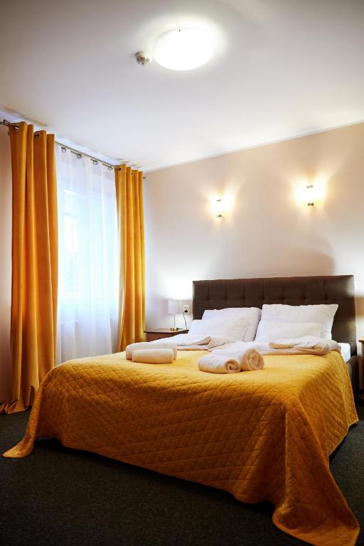 PLATINIUM House ex Royal House, житло біля вокзалу Бялогард