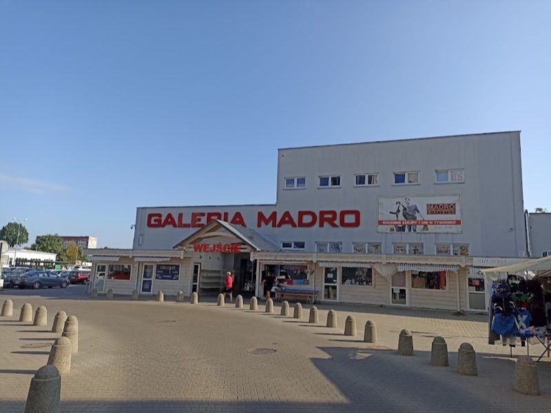 Galeria Madro, торговий центр біля вокзалу Білосток