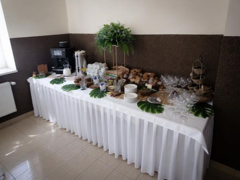 Biesiadna Bar i Restauracja, okolice dworca Białystok Zielone Wzgórza