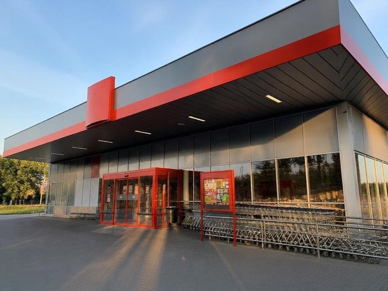 Penny Market, sklep przy dworcu Bohumin