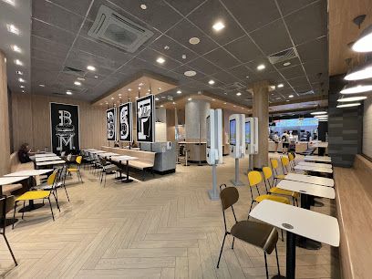 Restauracja McDonald's, біля вокзалу Bydgoszcz Główna
