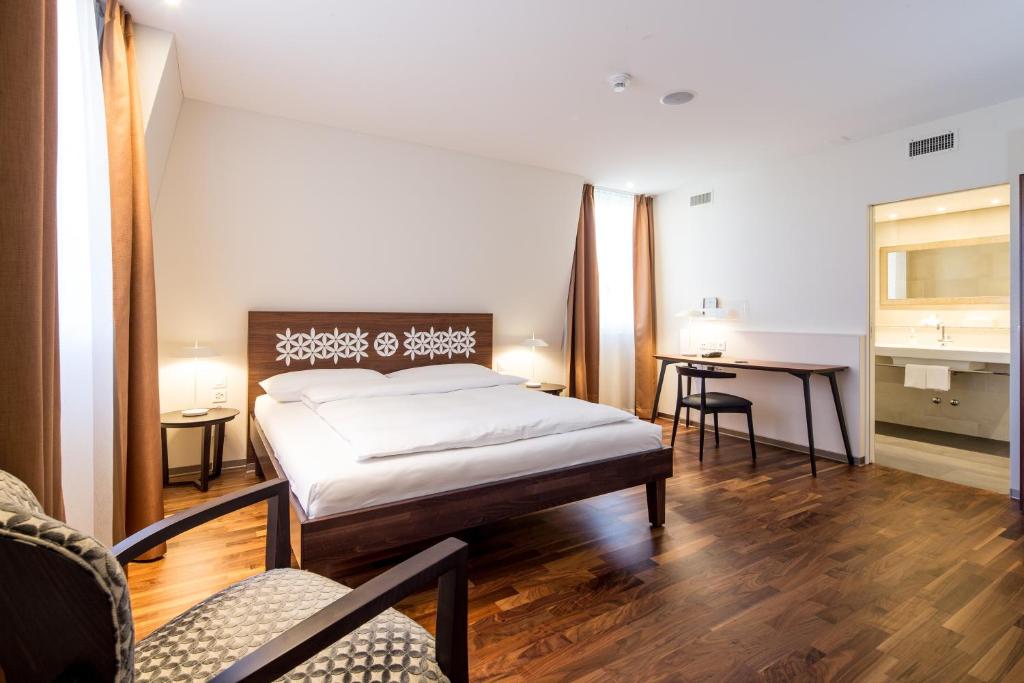 Hotel Schweizerhof Basel, житло біля вокзалу Basel SBB