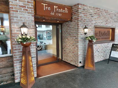 Tre Fratelli, біля вокзалу Bern