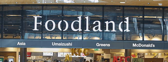 Foodland, біля вокзалу Zürich Flughafen