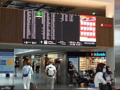 k kiosk, магазин біля вокзалу Zürich Flughafen