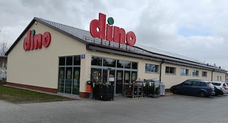 Dino, магазин біля вокзалу Хелм Місто