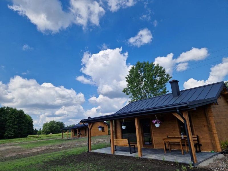 Domek Lawendowy, житло біля вокзалу Хотилув
