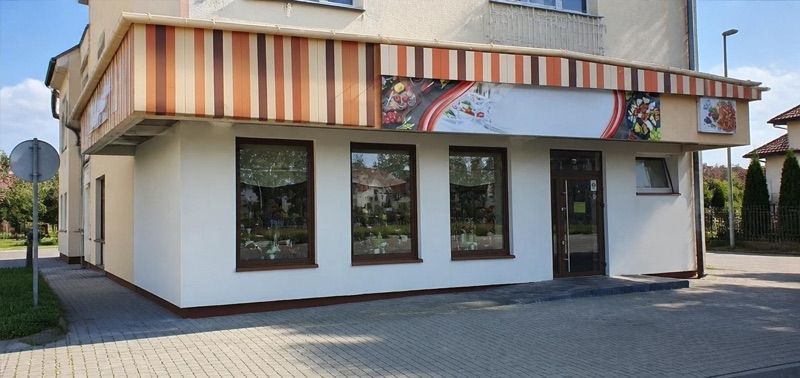 Gama Smaków, біля вокзалу Ciechanów