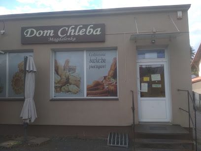 Magdalenka, біля вокзалу Czersk