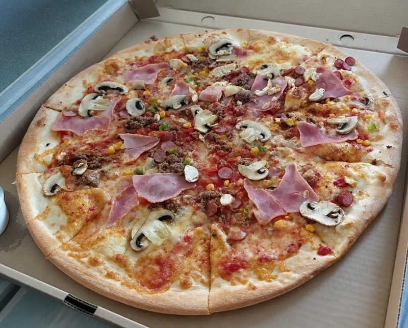 Pizzeria Roco, біля вокзалу Dąbrowa Górnicza Ząbkowice