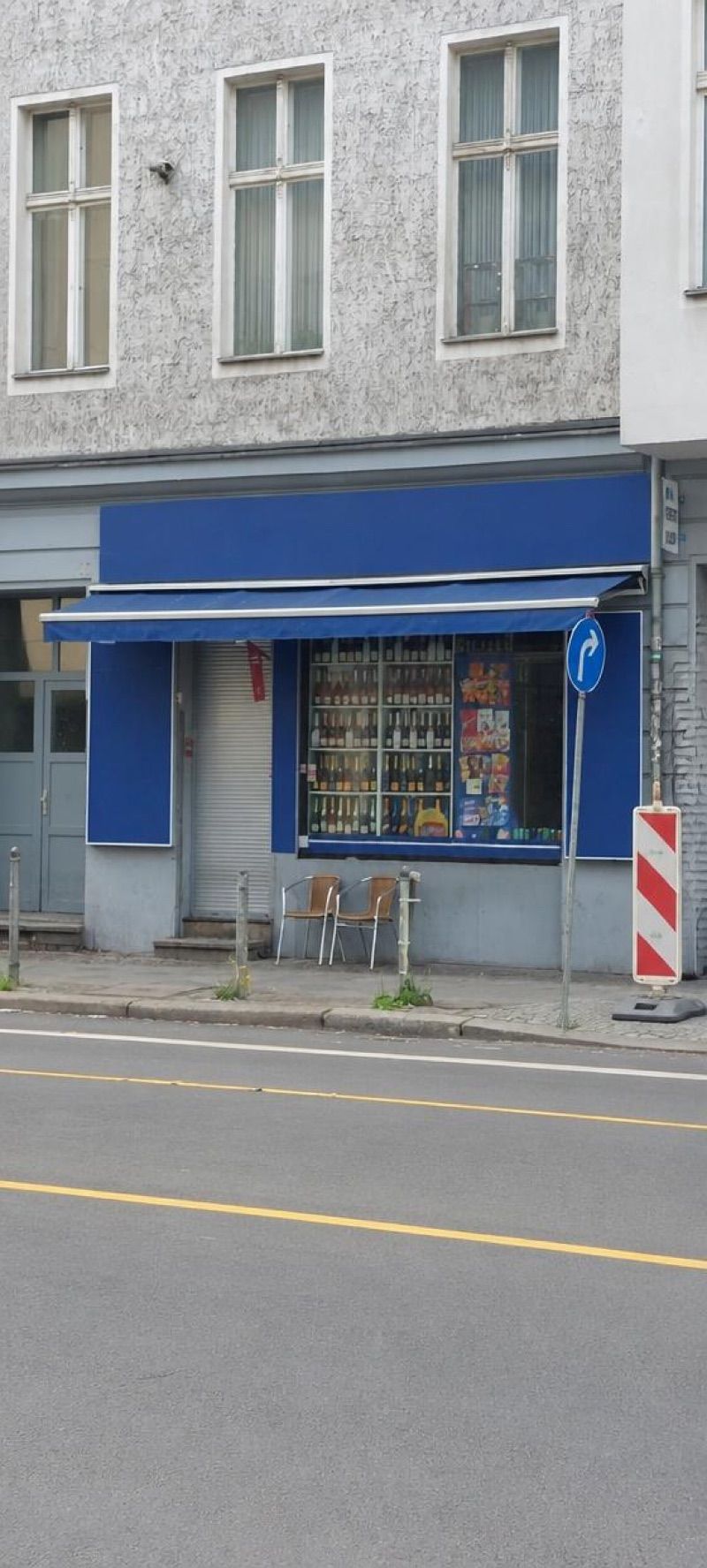 M.K Spätshop, магазин біля вокзалу Berlin Hauptbahnhof