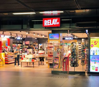 RELAY, магазин біля вокзалу Berlin Hauptbahnhof