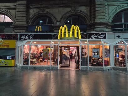 McDonald's, біля вокзалу Frankfurt (Main) Hauptbahnhof