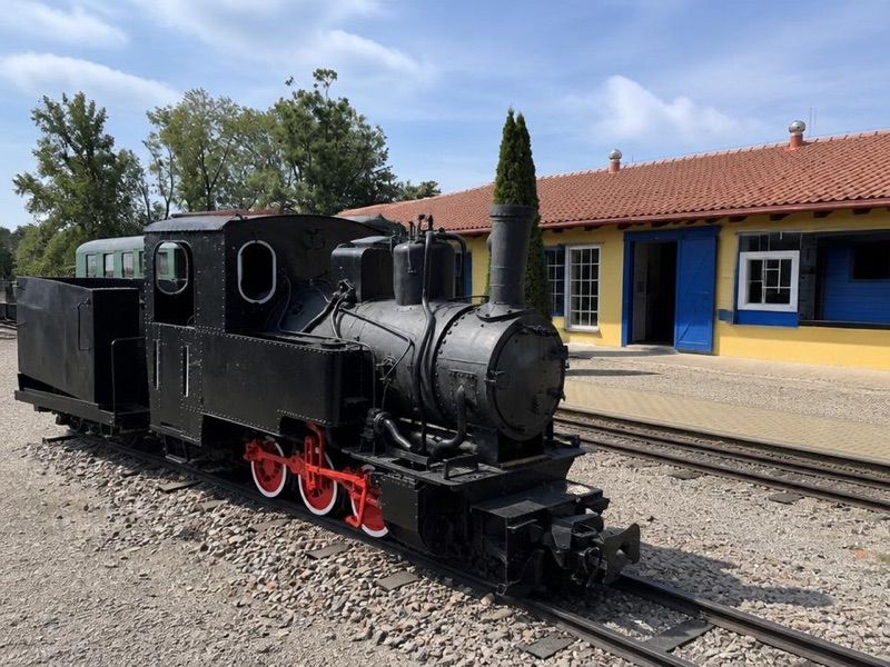 Dworzec Ełckiej Kolei Wąskotorowej, siedziba Muzeum, atrakcja w pobliżu dworca Ełk