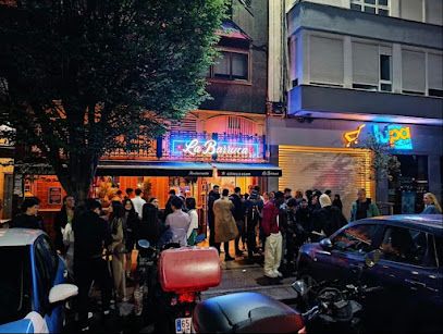 La Barruca de Calderón, біля вокзалу Estacion de Santander