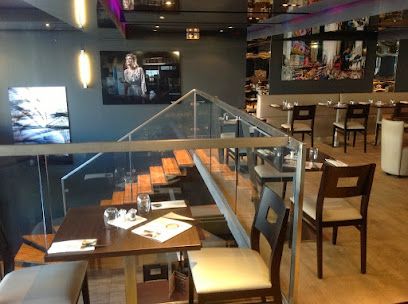 Le QG Brasserie, біля вокзалу Lille Flandres