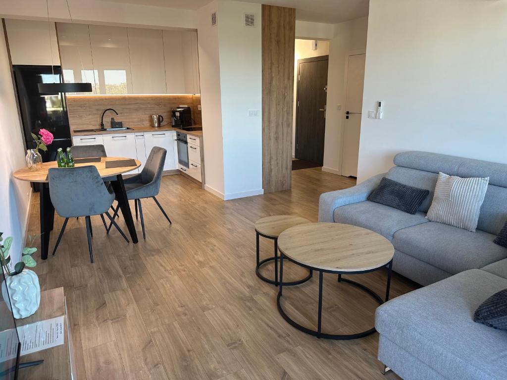Apartament Rzemieślnicza Premium z klimatyzacją i garażem podziemnym, житло біля вокзалу Глогув