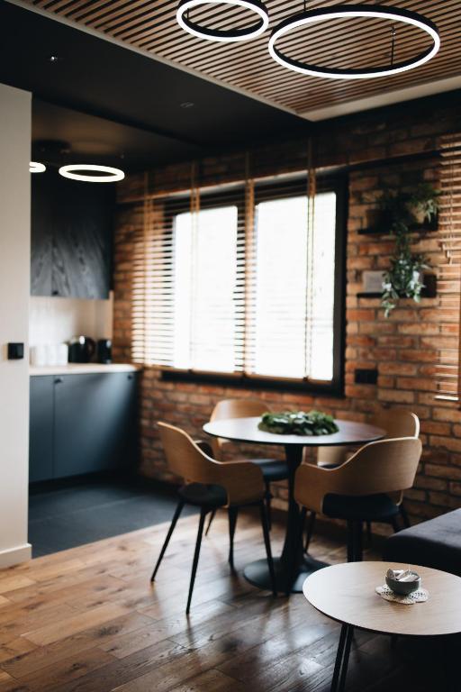 Apartament WROTA DO PUSZCZY Z SAUNĄ, житло біля вокзалу Хайнувка