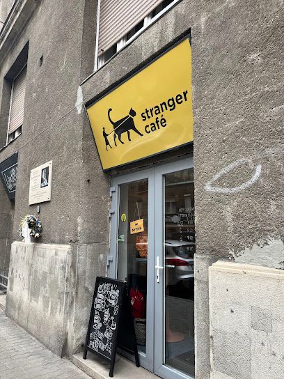 Stranger Café, біля вокзалу Budapest-Nyugati