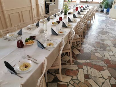Restauracja "Twoje Smaki", біля вокзалу Inowrocław