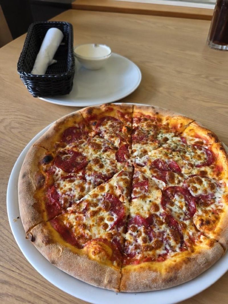 Pizzeria u Wojtka, біля вокзалу Jędrzejów