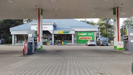 Subway, біля вокзалу Łódź Kaliska