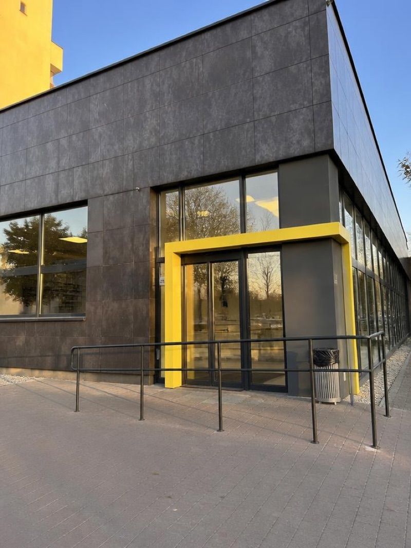 Biedronka, sklep przy dworcu Katowice