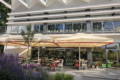 Przy Piecu Hotelowa, біля вокзалу Dworzec Kolejowy Kluczbork
