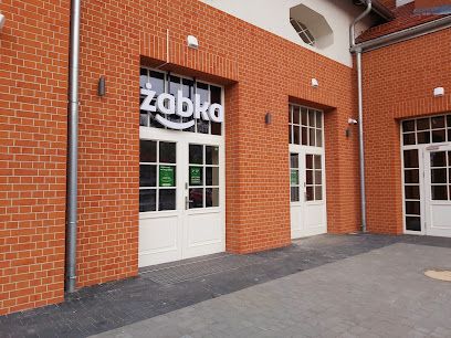 Żabka | Prosto z pieca, магазин біля вокзалу Колобжег
