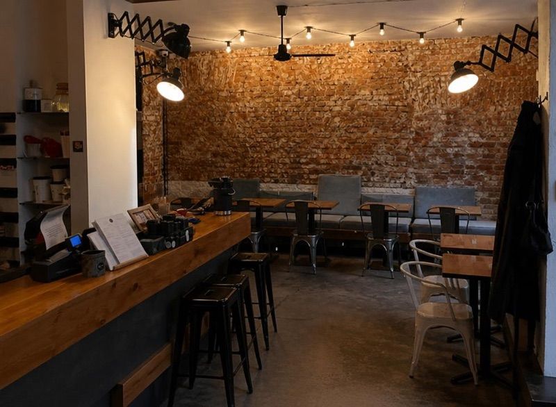 Wesoła Cafe, okolice dworca Kraków Główny