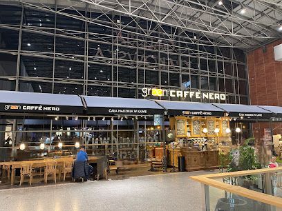Green Caffè Nero, біля вокзалу Kraków Główny