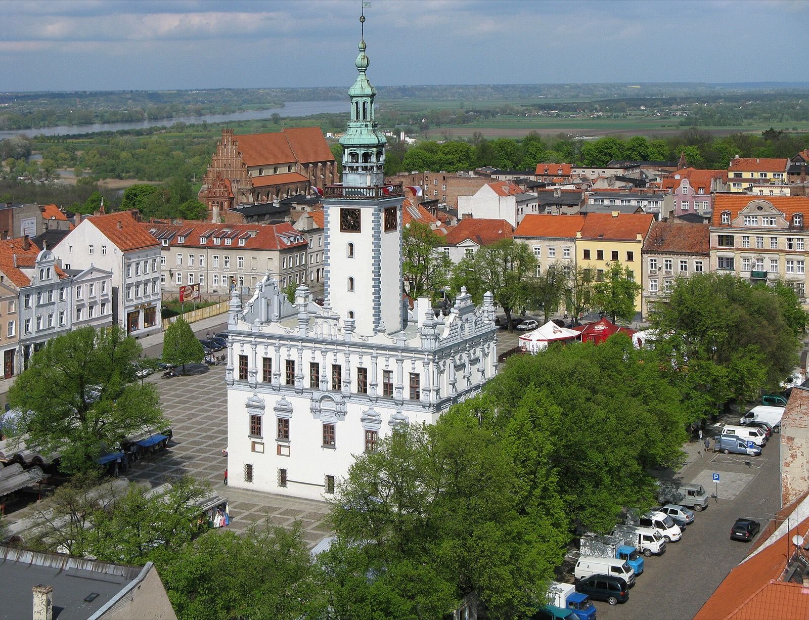 Rynek Miejski, atrakcja w pobliżu dworca Krotoszyn