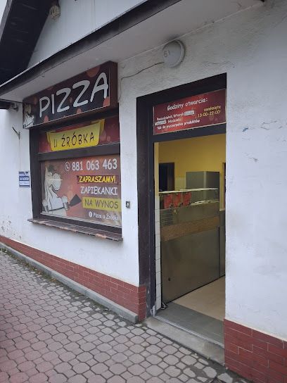 Pizza u Źróbka, біля вокзалу Krynica-Zdrój