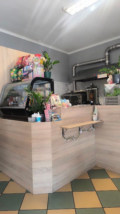 Bistro Misz-Masz, біля вокзалу Krzyż