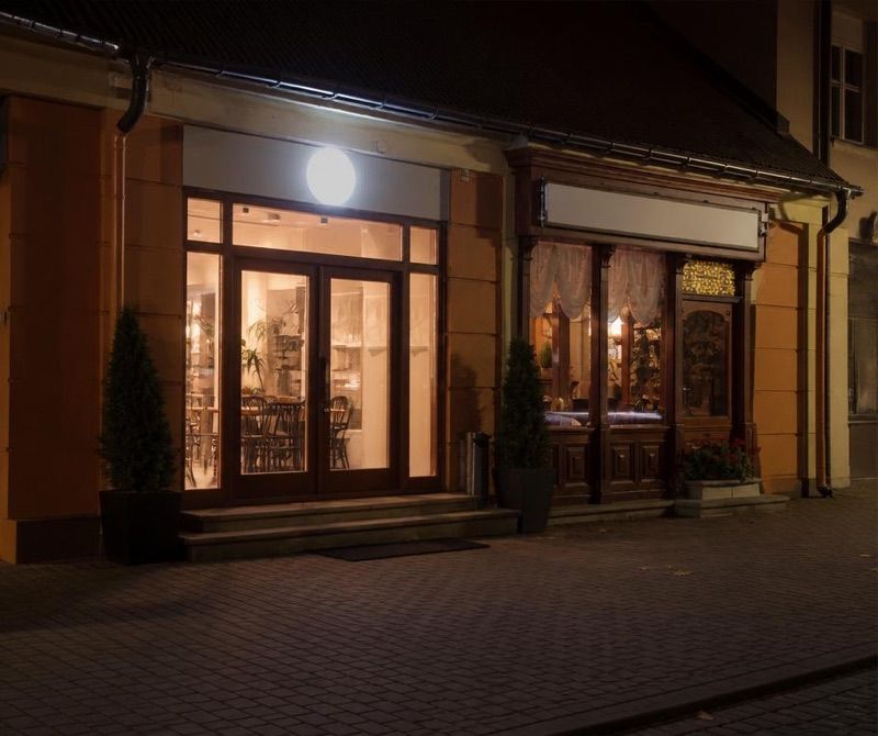CASTELLO Pizza & Pasta Restauracja z kuchnią włoską i pizzą neapolitańską, okolice dworca Łańcut
