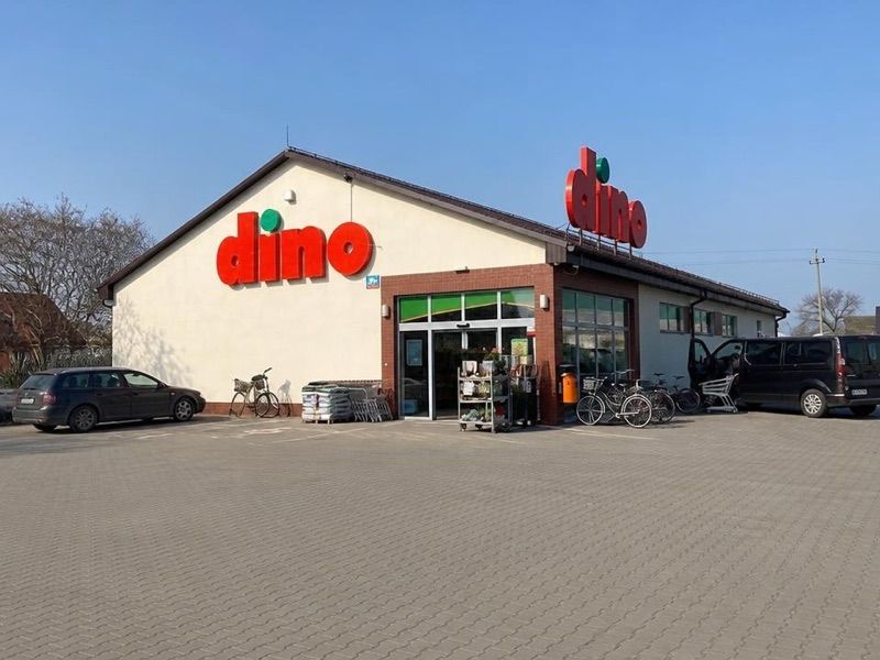 Dino, okolice dworca Laskowice Pomorskie