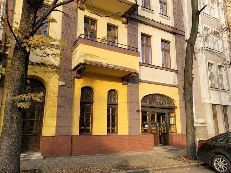 Apteka Familypharm, sklep przy dworcu Legnica