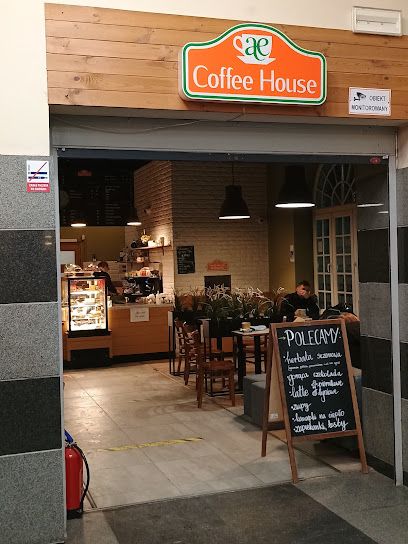AE Coffee House - kawiarnia na dworcu PKP w Lublin Główny, біля вокзалу Lublin Główny