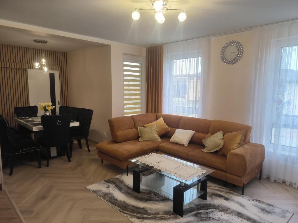 Apartament Mońki - Gold Center, житло біля вокзалу Монькі