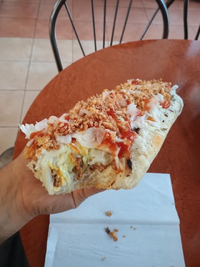 "Mała Gastronomia" - Lody włoskie, zapiekanki, hamburgery, hot-dogi, біля вокзалу Mrozy