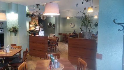 Mag. Restauracja, біля вокзалу Myszków