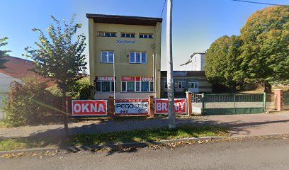 Cechowa. Kawiarnia. Pohl, біля вокзалу Dworzec kolejowy