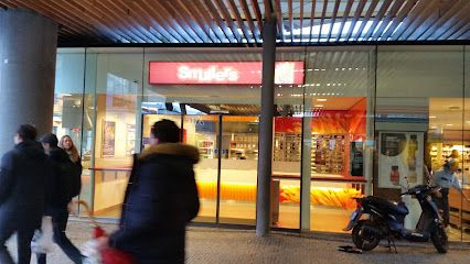 Smullers Amsterdam Zuid WTC, біля вокзалу Amsterdam Zuid