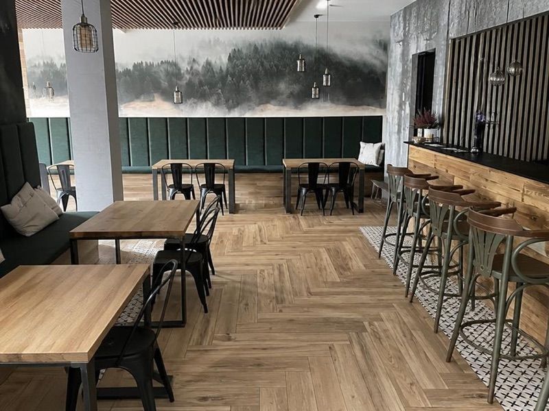 RESTAURACJA KAMERALNA, біля вокзалу Nowa Ruda