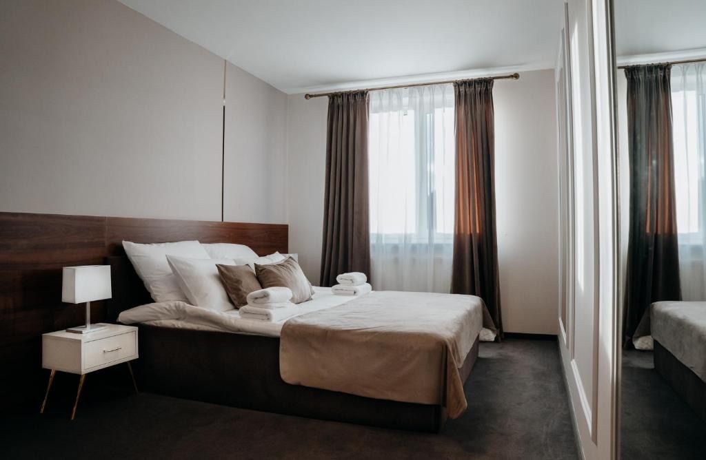 Hotel Resident, житло біля вокзалу Нова-Сажина