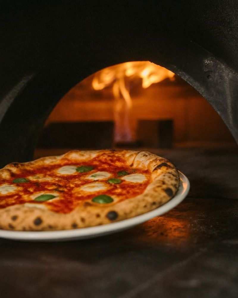 Aglio Pizza & Deli, біля вокзалу Nowy Targ