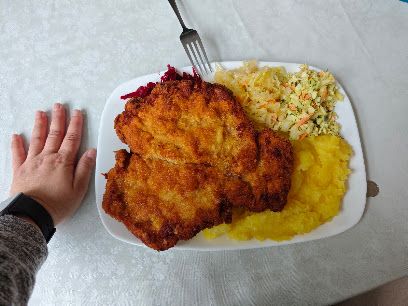 Restauracja Dworcowa, біля вокзалу Olesno Śląskie