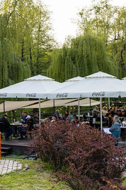 Browar Warmia - Restauracja, Pub i Browar, біля вокзалу Olsztyn Zachodni
