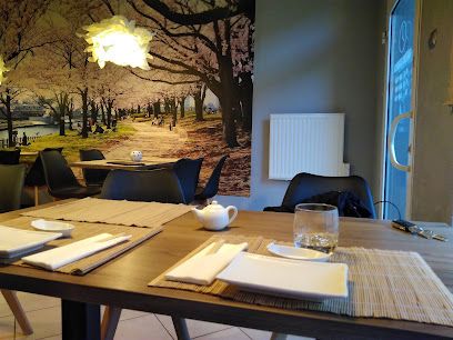 Tokyo Sushi Bar, біля вокзалу Pleszew